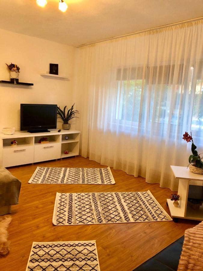 Mia'S House Pitesti Exterior photo